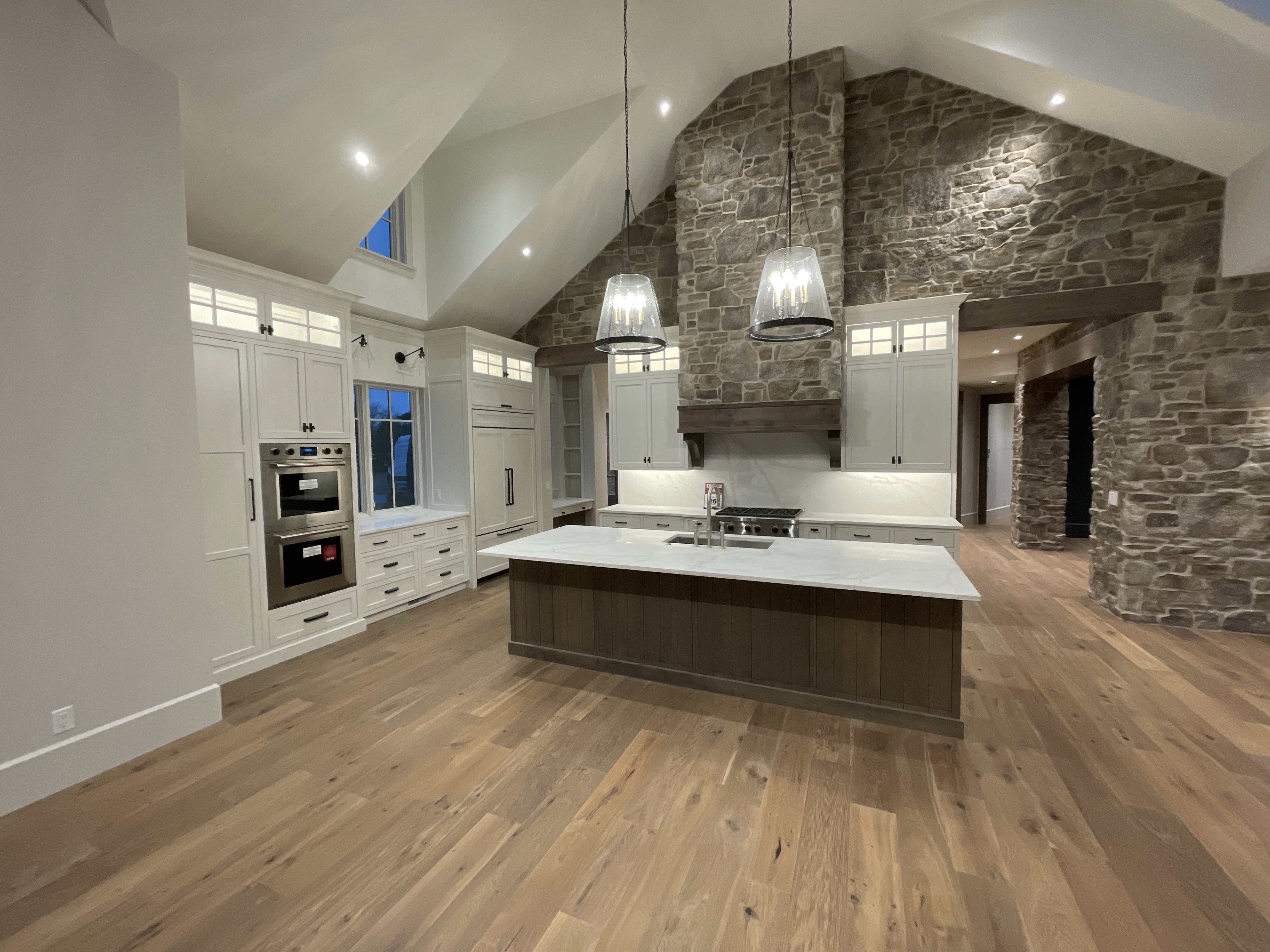 Fred Olivieri Custom Homes Kitchen inspiration Stone Wall in kitchen